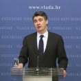 Милановић сменио два министра