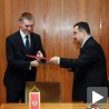 Различити ставови о двојном држављанству