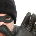Храбра Нишлијка разоружала нападача