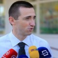 "Градоначелник свих Вуковараца" против ћирилице