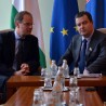 Самит влада подстицај за развој односа