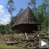 Издржала ратове, али не и олују