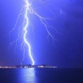 Гром погодио пијацу у Задру