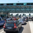 Чекање на Батровцима три сата
