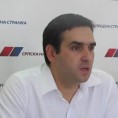 Зашто је Петровић искључен из СНС-а 