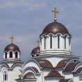 Графитом оскрнављена црква у Ваљеву