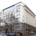 Полицајцу "рекеташу" 15 месеци затвора