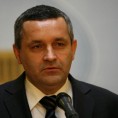  Линта: Неприхватљиве табле нa језицима свих мањина
