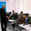 Заслужени поклон алексиначким гимназијалцима