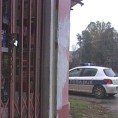 Закључао се и претио плинским боцама