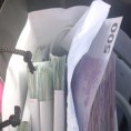 Градина, 40.000 евра у украсној кеси