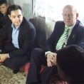 Вулин уручио донацију породици Дестан 