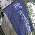 ДСС: Вулинове изајве претеране 