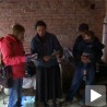 После поплава остали у празној кући