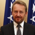 Изетбеговић: Прилика за обрачун с прошлошћу