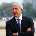Тадић: Удаљавање од демократије јача десницу