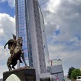 Формирање косовских институција – трговина на делу