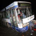 Преврнуо се аутобус, осморо повређених
