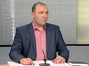 Естрада на удару Пореске управе