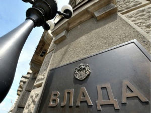 Влада тражи хитну седницу о Закону о војсци