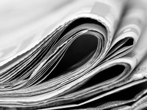 Новинарење