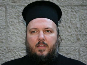 Парох Џомић покушао да уђе у Црну Гору