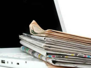 Новинарење