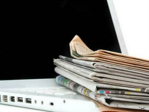 Новинарење