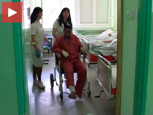 Донација повређеним имигрантима