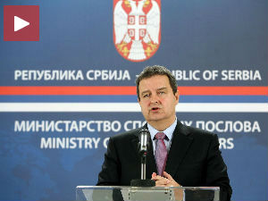 Дачић: Србија не седи на две столице
