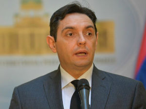 Вулин: Признање Косова не долази у обзир!