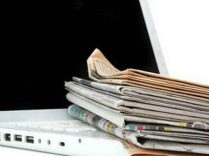 Новинарење