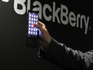 „Блекбери“ представио два нова смартфона