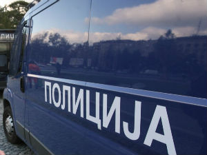Лесковац, ухапшен због паљења куће и аутомобила
