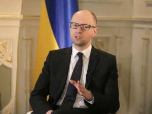 Јацењук: Русија би могла да покрене нову офанзиву