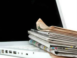 Новинарење