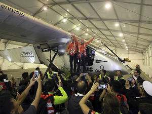 Први соларни авион стигао у Кину