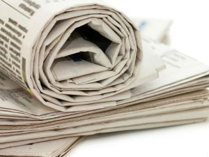 Новинарење