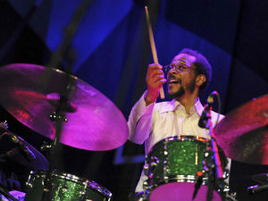 Џез – “Brian Blade and the Fellowship”
