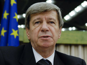 Кукан: Српска војска у Москви супротност евроинтеграцијама