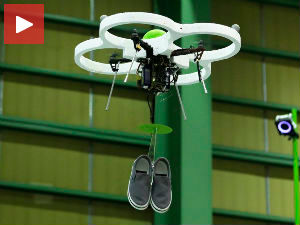 У Токију дронови продају ципеле