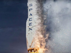 Слетање "Falcon 9", поново „за длаку“