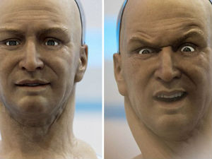 Робот или човек, питање је сад