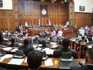 Посланици ДС траже смену министра одбране