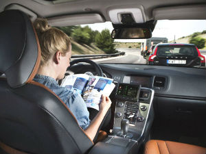 Возила без возача, судари током тестирања 