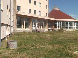 Уместо ученичког дома, Геронтолошки центар?