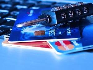 Како да заштитите своје рачуне и платне картице од хакера