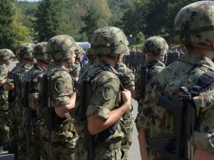 Треба ли Србији редовни војни рок