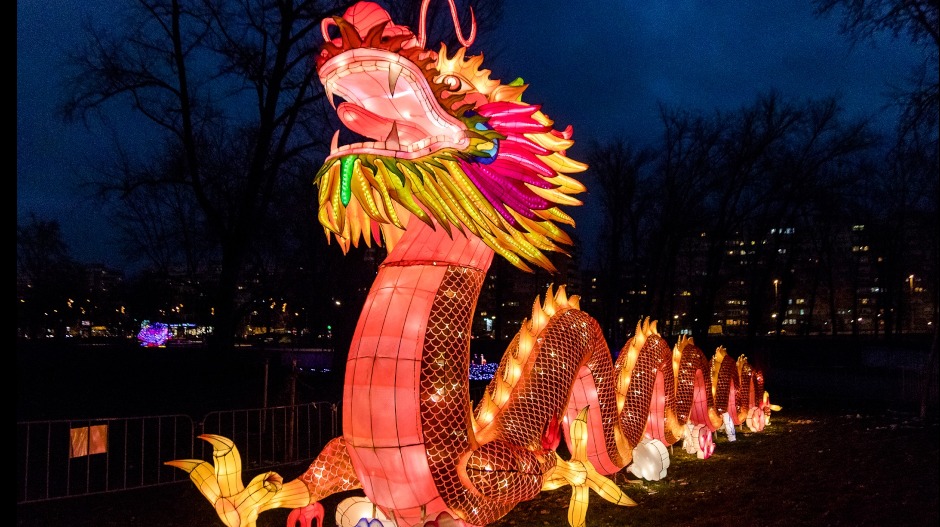 Уз чаробне лампионе у Београду и Новом Саду дочекана кинеска Нова година