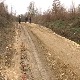 Због 800 метара лошег пута, малишани до школе прелазе више од осам километара